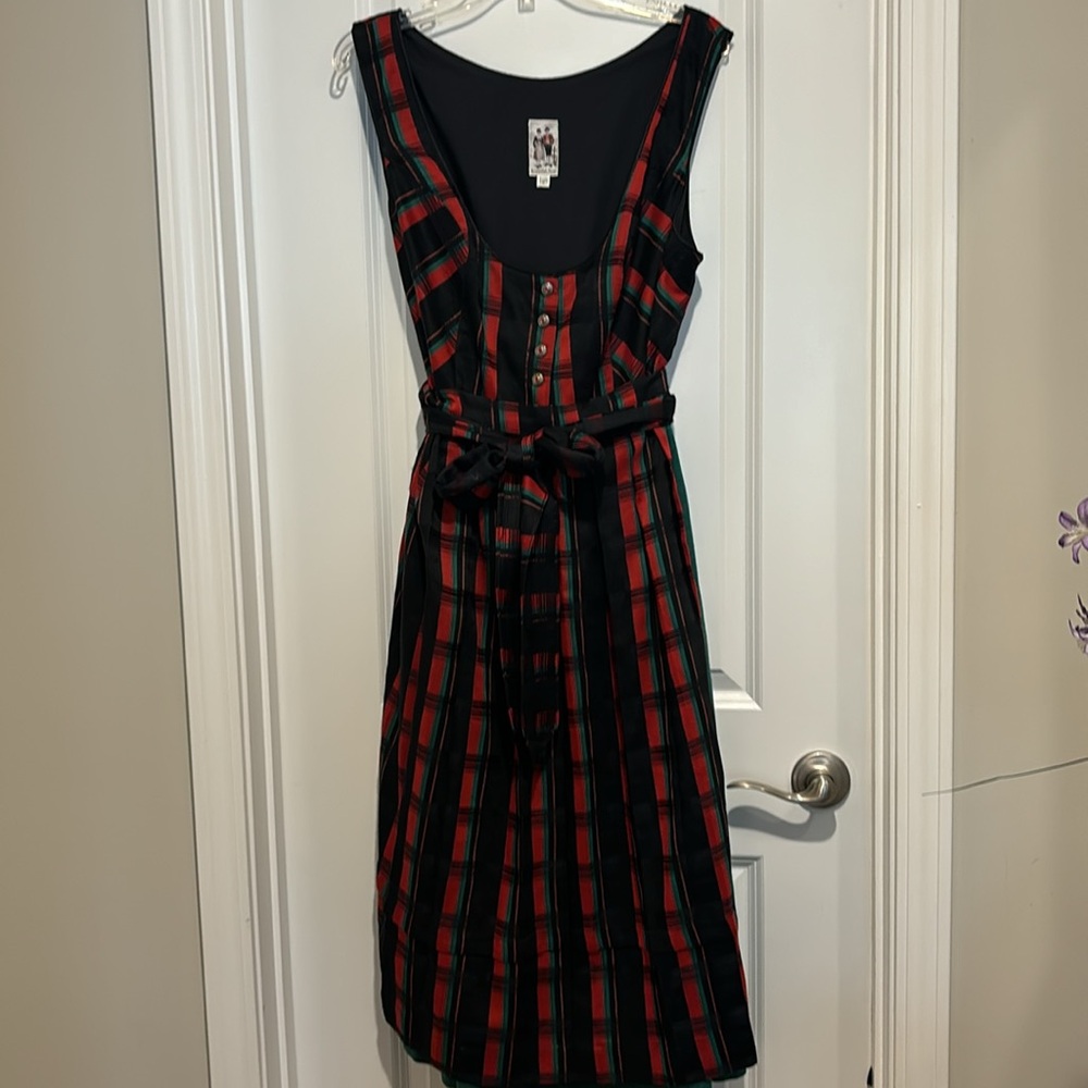 Perfect Holiday Drindl Brixental, Tirol Sz 48 Forest Green and Black plaid apron